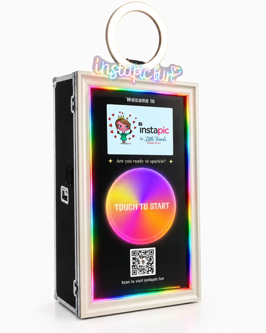 Instapic Mirror 2 with its white pearl frame and colour LED lights